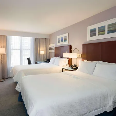 Hotel Hampton By Hilton Seaport