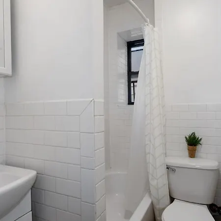 Apartment Modern 3br In Upper Manhattan