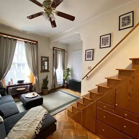 Apartment Entire In Upper West New York