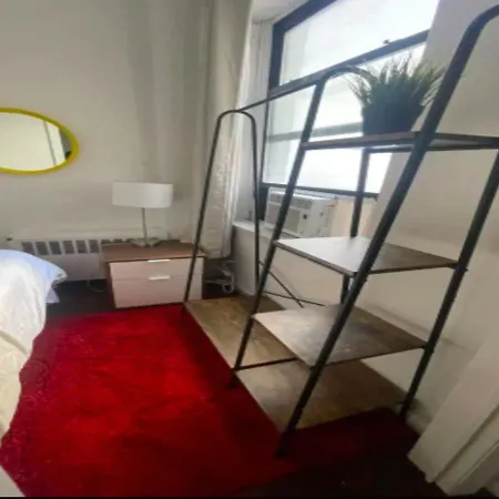 Lovely 2br In Manhattan Apartment