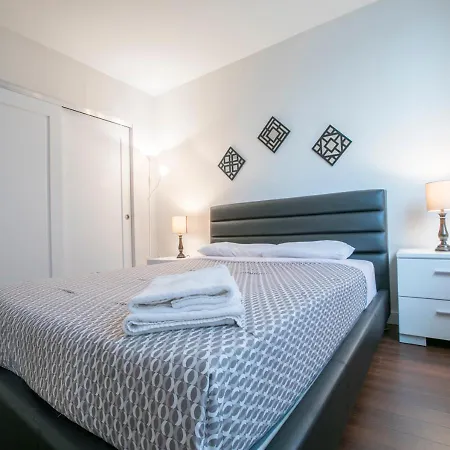 Excellent 2 Bd At Murray Hill Apartment *