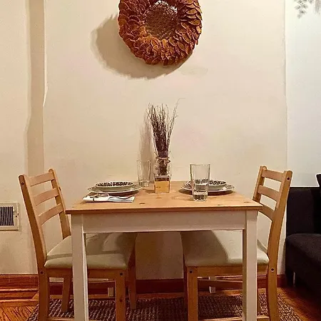 Entire In Upper West Apartment