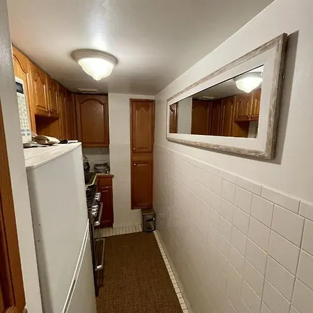 Entire In Upper West Apartment *