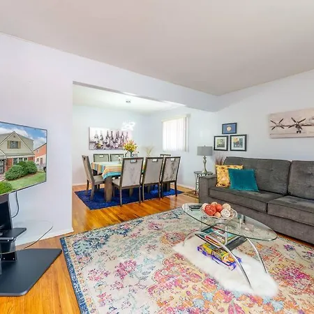 Cozy One Bedroom Close To Jfk * New York