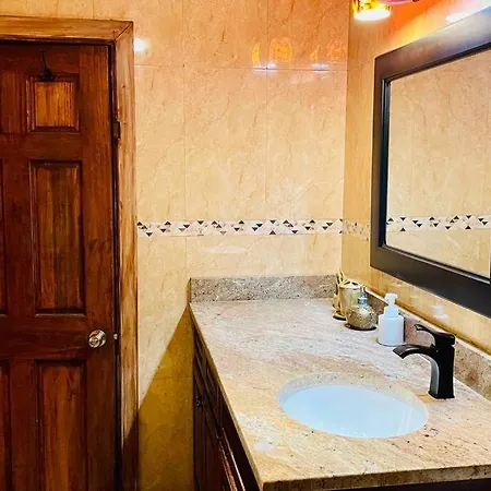 18 Min 2 Time Square Manhattan 3 Bedroom 1.5 Bath *