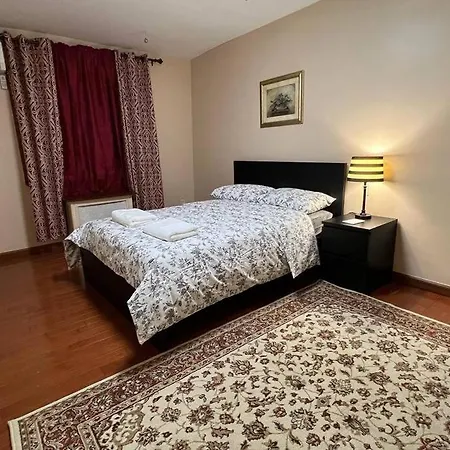 Holiday home 18 Min 2 Time Square Manhattan 3 Bedroom 1.5 Bath New York