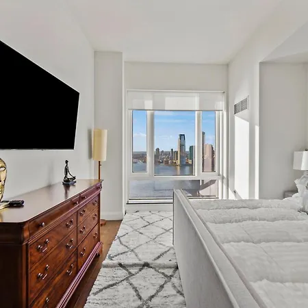 Holiday home Luxurious 4 Bedroom Penthouse In Nyc New York