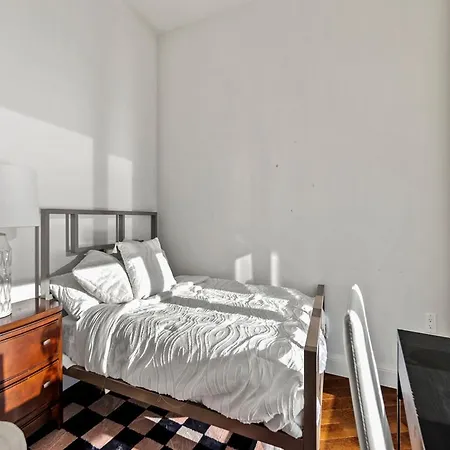 Luxurious 4 Bedroom Penthouse In Nyc Holiday home