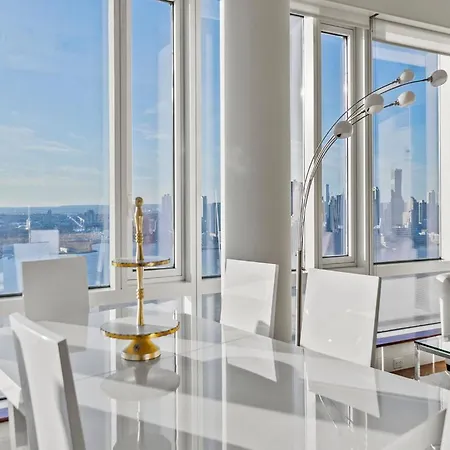 Holiday home Luxurious 4 Bedroom Penthouse In Nyc New York