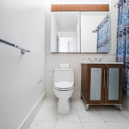 Modified Two Bedroom At Columbus Avenue * New York