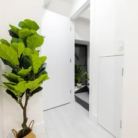 171-g 3br Duplex E Village - W&d Outdoor Space * New York