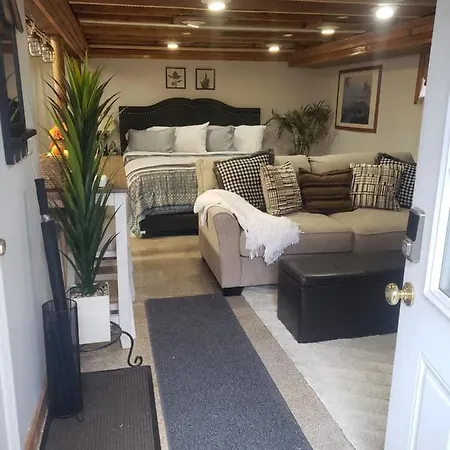 Apartment Melody's Cozy Garden Studio Guest Jfk 12mins New York