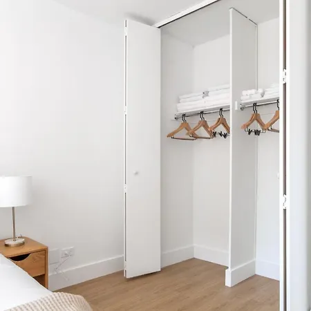 Kips Bay 1br W Gym Doorman Parking Garage Nyc-594 Apartment