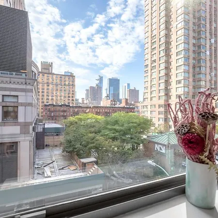 Theater District 1br Doorman Gym Garden Nyc-213 Apartment *