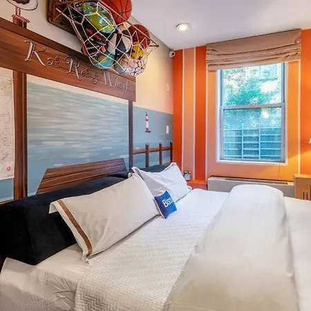Apartment Nyc Duplex & Private Garden Oasis!! *