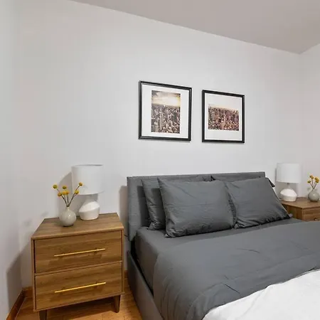 Cozy 2br In Nyc New York