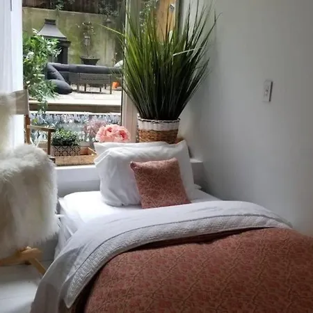 Nyc Duplex & Private Garden Oasis!!