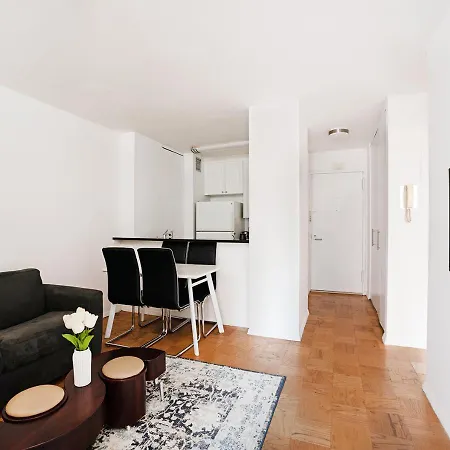 Exclusive 2br At Columbus Circle New York