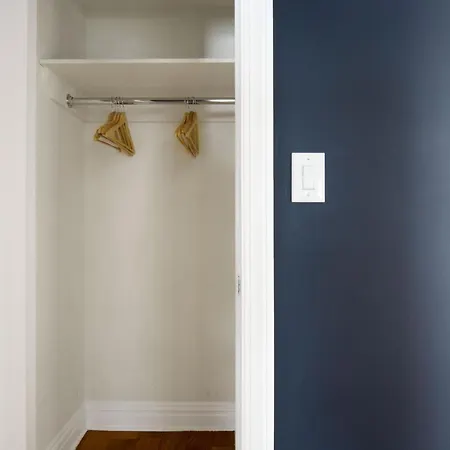 Midtown E 1br Office Nook Doorman Gym Nyc-43 *
