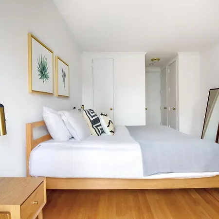 Apartment Sutton Place 2br W Gym Pool Dm Nr Pk Nyc-464