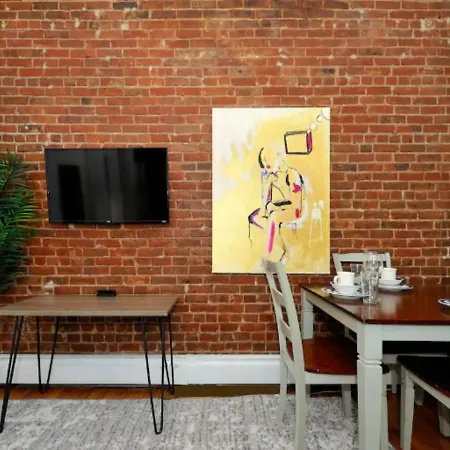 Three Bd Near Times Square New York