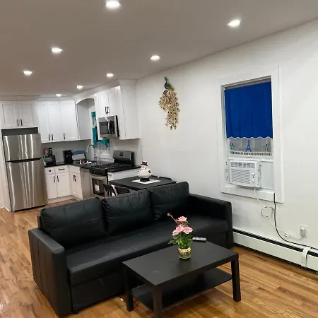 Holiday home 3luv Dream Close To Jfk Airport And Lga New York