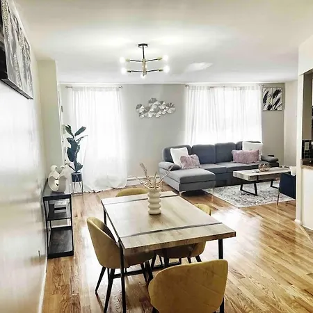 Spacious & Stylish 2br Apt In Bedstuy New York