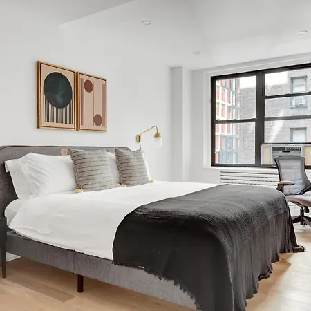 Midtown 1br W Doorman Wd Nr Grand Nyc-780 New York