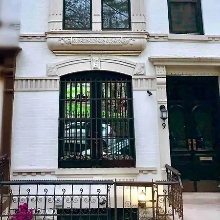 Lux 1 Bedroom With A Private Yard In A Historical Apartment New York