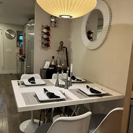Lux 1 Bedroom With A Private Yard In A Historical * New York