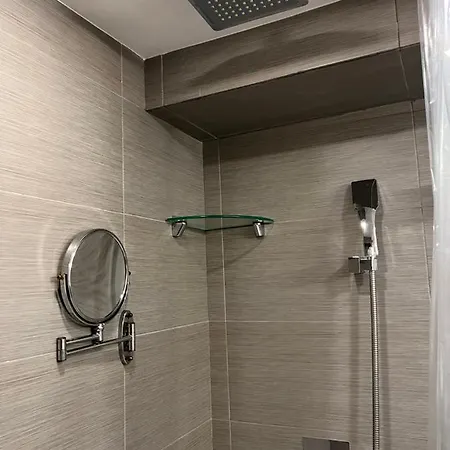 Apartment Lux 1 Bedroom With A Private Yard In A Historical