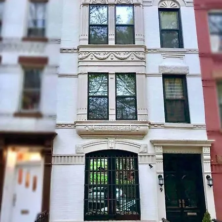 Apartment Lux 1 Bedroom With A Private Yard In A Historical New York