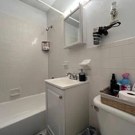 Apartment 5 Beds - Perfect For Families/groups *