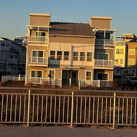 Holiday home Beachfront House Near Jfk Airport New York
