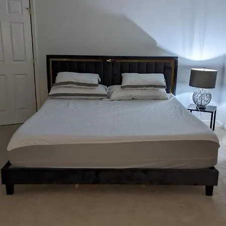 Beachfront House Near Jfk Airport *