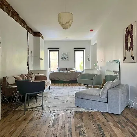 Deconstructed Loft In Greenpoint Apartment New York