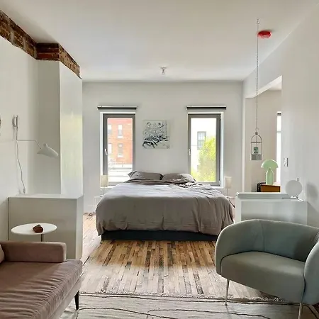 Apartment Deconstructed Loft In Greenpoint *