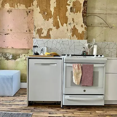 Deconstructed Loft In Greenpoint New York