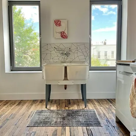 Apartment Deconstructed Loft In Greenpoint *