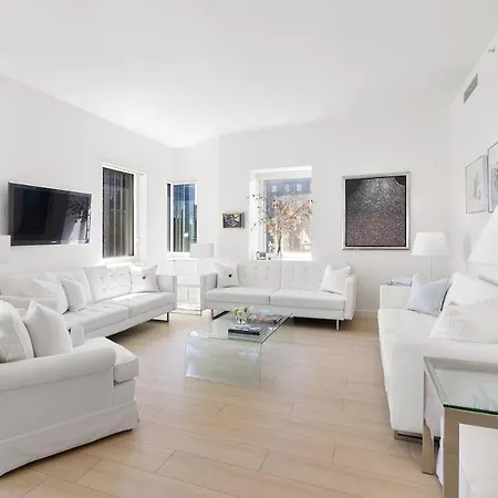 Luxury Apartment, Manhattan Apartment *