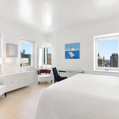 Luxury Apartment, Manhattan Apartment *