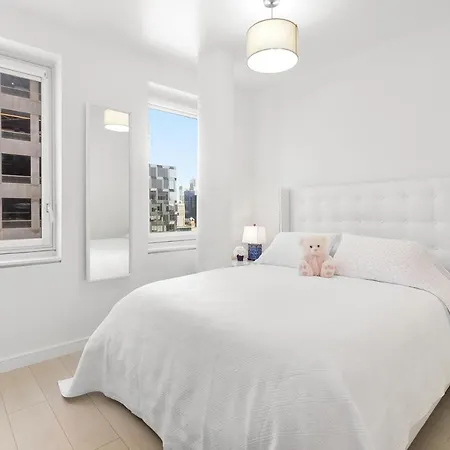 Luxury Apartment, Manhattan Apartment *