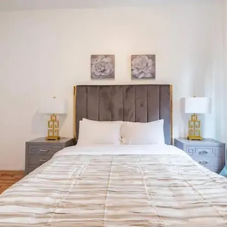 Newly Renovated 3 Bedroom Loft In Midtown West