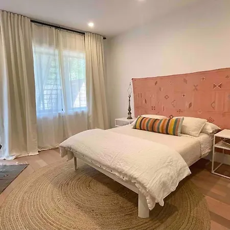 Minimalist Brooklyn Gem To Yourself