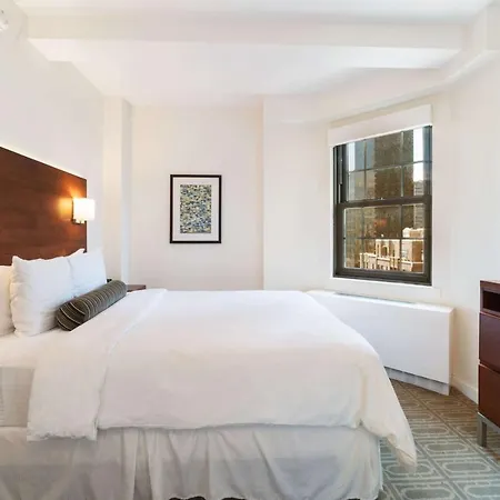 Aparthotel Beekman Tower 3*