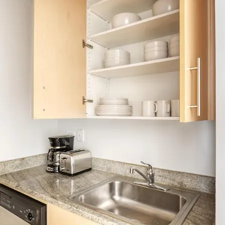 Apartment Fidi W Gym Doorman Nr Freedom Tower Nyc-1094 New York