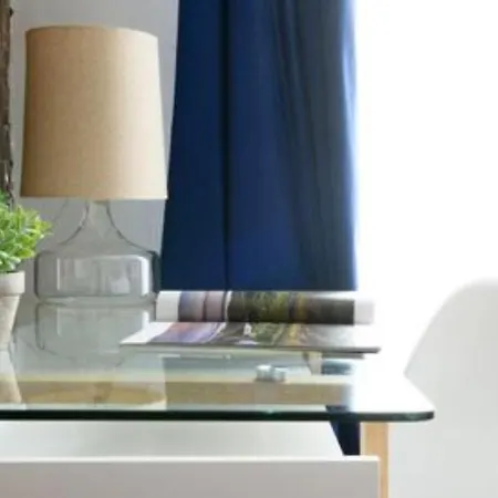 Stunning 2 Bedroom *