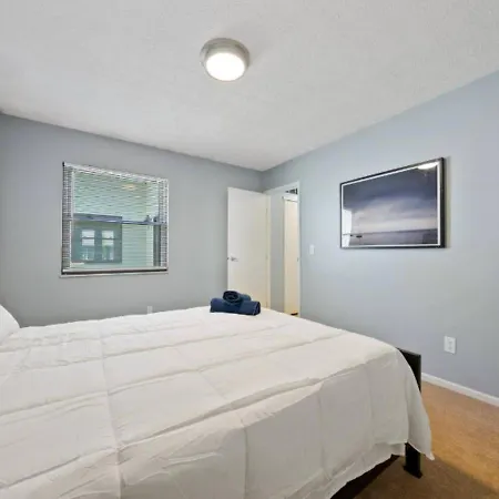 Modern 3 Bed At Mid West *
