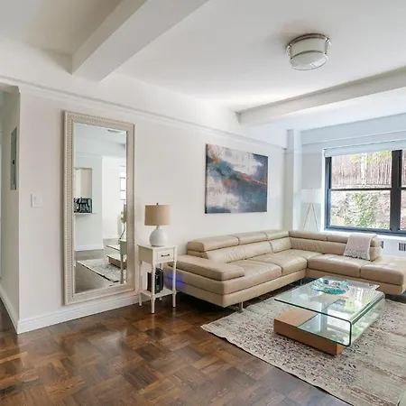 Beautiful 1 Bedroom Apartment