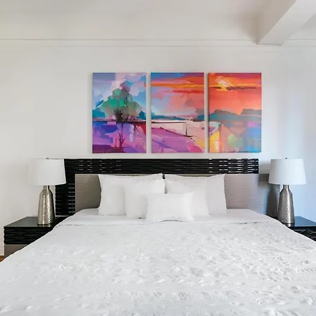 Lovely 1 Bedroom Apartment